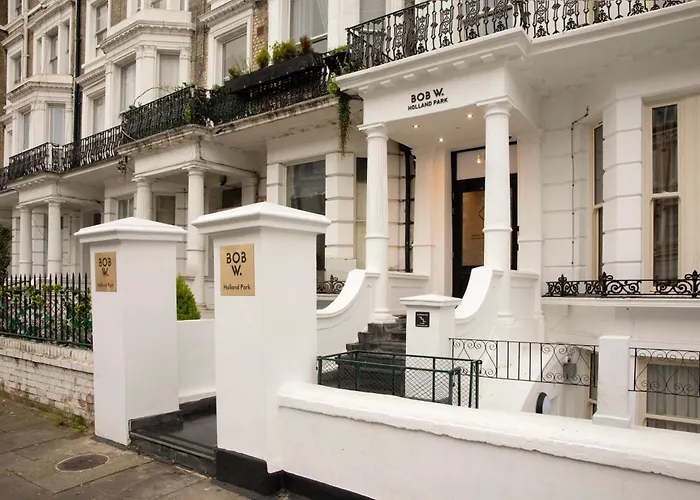 Bob W London Holland Park Aparthotel