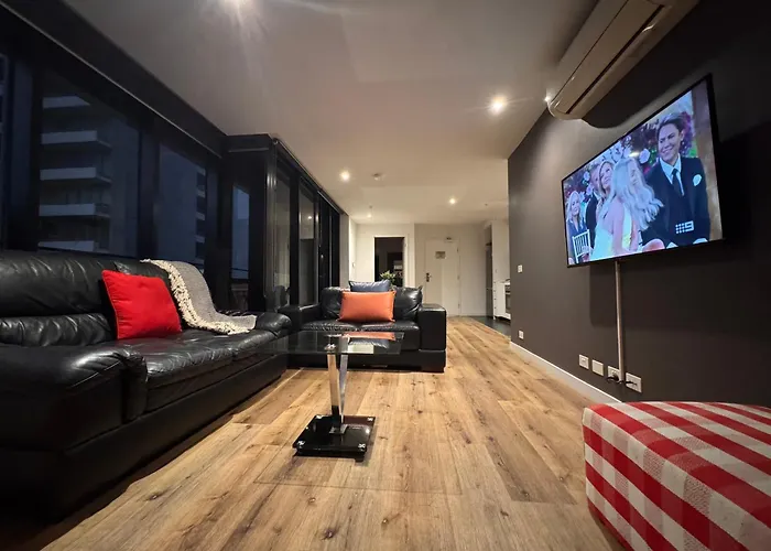 Aura On Flinders Serviced Apartments Melbourne