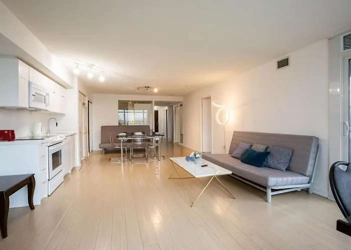 Cn Tower View Suite With Free Parking Toronto