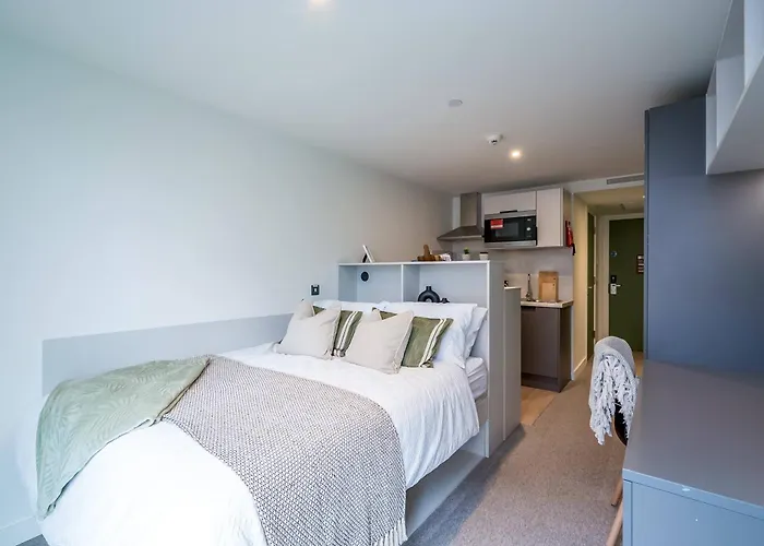 The Best Value Option For The City Centre - Non Students Welcome Belfast