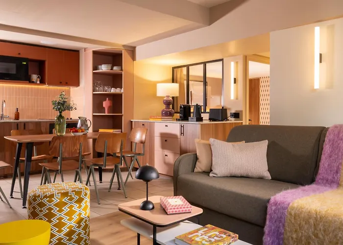 AparthotelsYuna Montmartre -