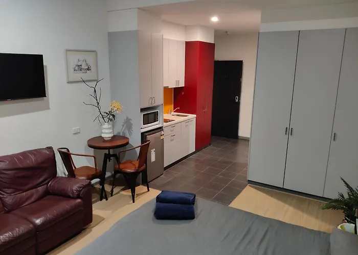 Melbourne Studio Apartments Hotel - 138 Elgin Carlton