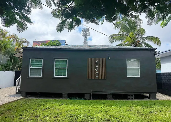 Wynwood Bungalows By Renzzi Miami