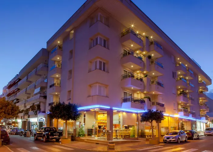 Aparthotel Duquesa Playa Santa Eularia des Riu