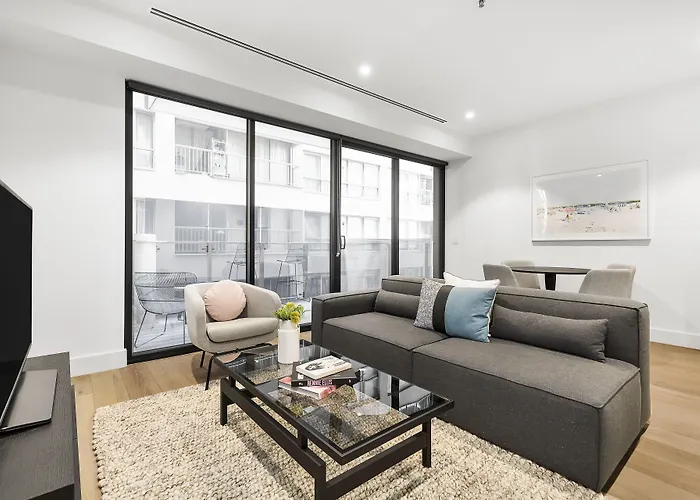 Tyrian Albert Park Lake Melbourne