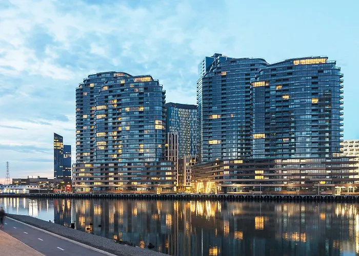 Winston Apartments Docklands Melbourne
