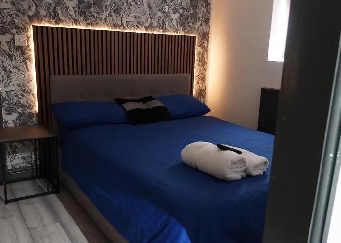 Hills View Apartments Manchester