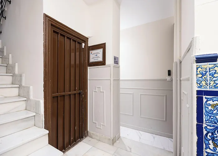 Smartr Atocha Reina Sofia Aparthotel Madrid