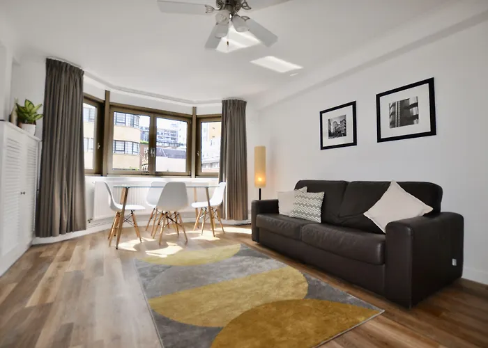 Marlyn Lodge - City Of London