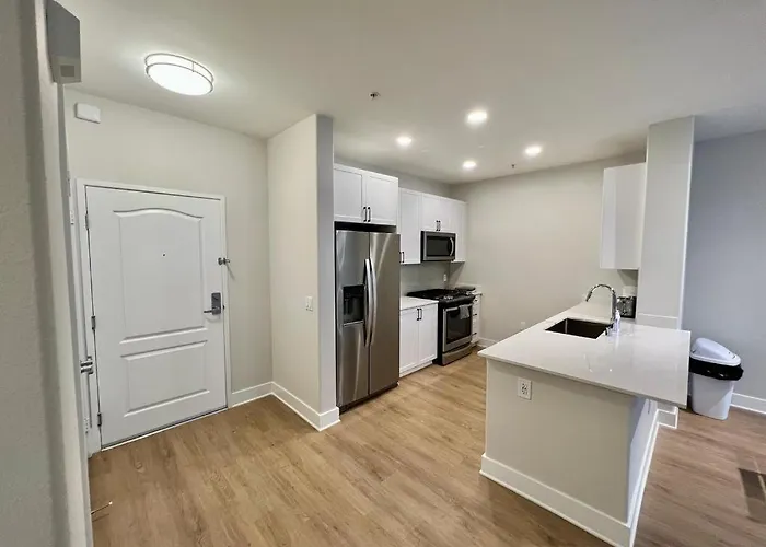Miracle Mile Apartments Los Angeles