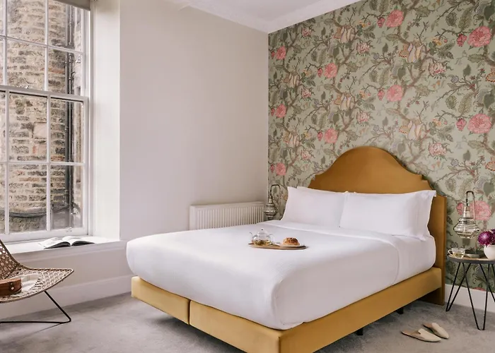 Thistle Suites Royal Garden Edinburgh