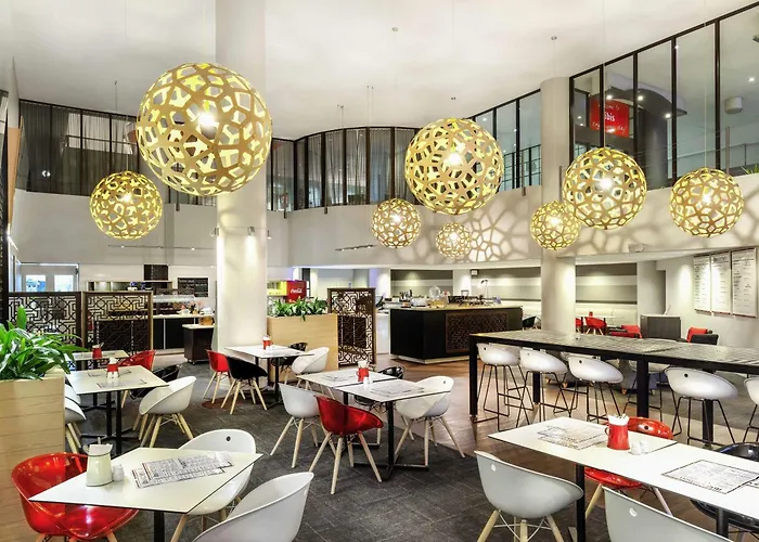 Ibis Melbourne Hotel And Apartments