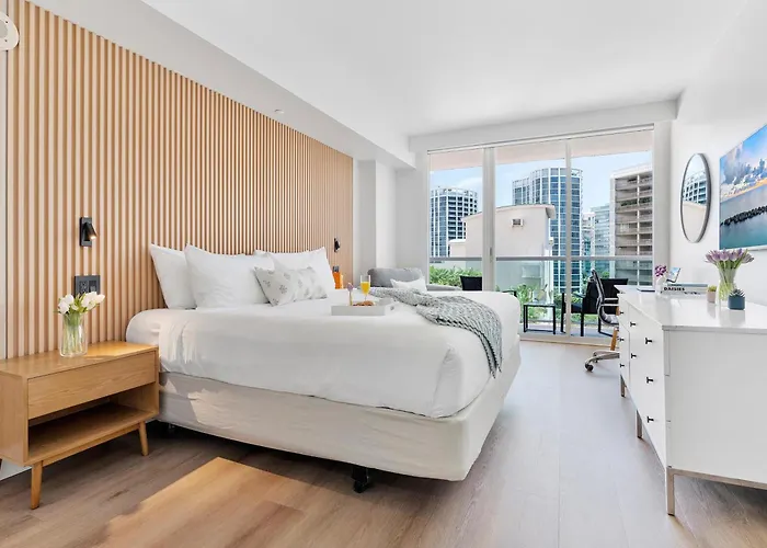 Private Oasis At Arya Aparthotel Miami