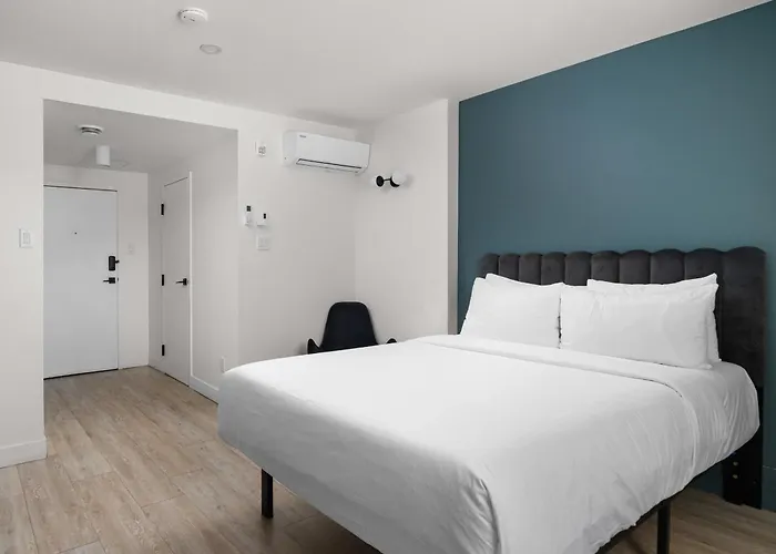 Clouds Lofts - Quartier Latin Aparthotel Montreal