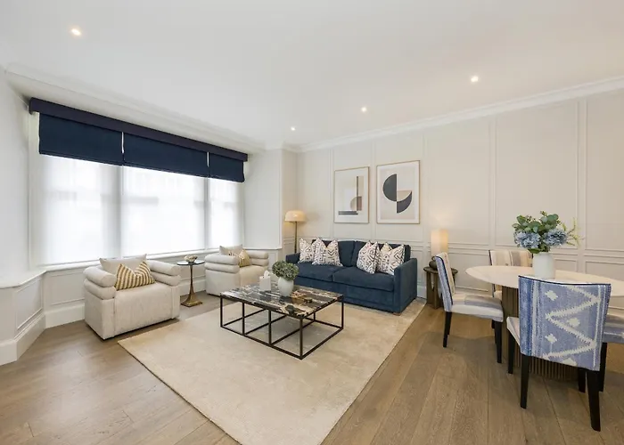 Buckingham & Lloyds Knightsbridge Aparthotel London