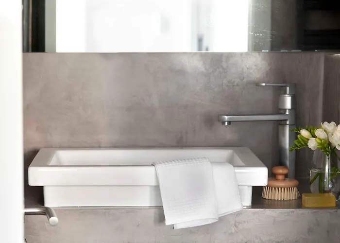 Eric Voekel Boutique Apartments - Madrid Suites