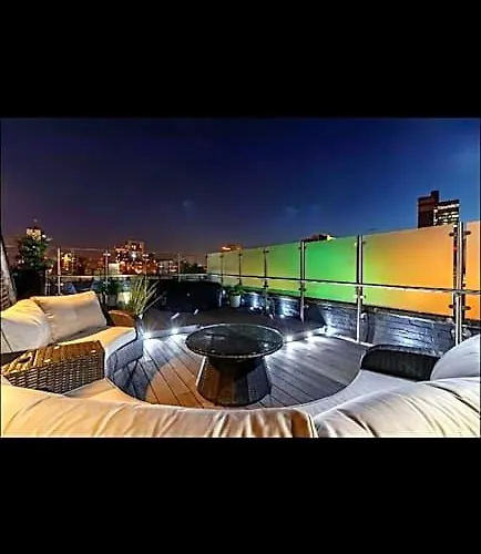 Swan Street Townhouse Hot Tub & Roof Terrace Aparthotel Manchester