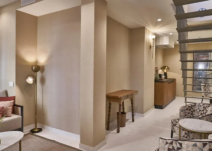 Vincci Molviedro Suites Apartments Seville