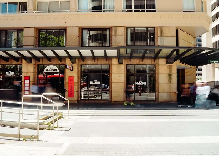 Mantra 2 Bond Street Aparthotel Sydney