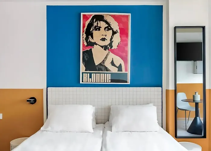 Bob W Madrid Chueca Aparthotel