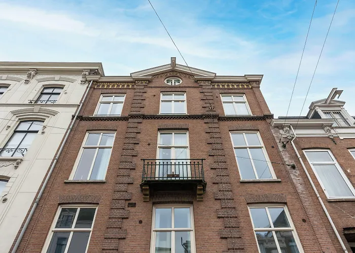 Amsterdam Vondelpark by YAYS Aparthotel