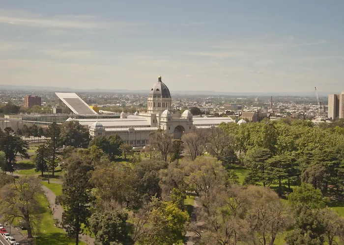 Mantra On The Park Aparthotel Melbourne