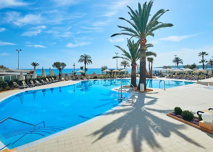 Hipotels Mercedes Aparthotel Cala Millor 