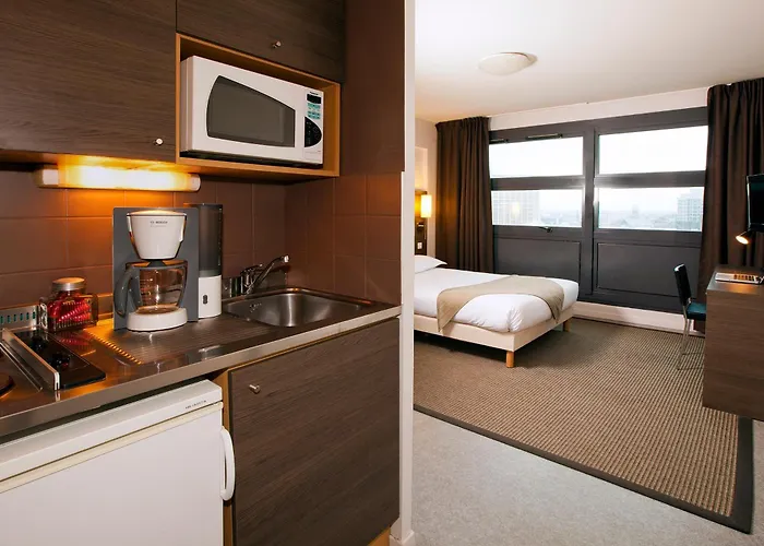 Sejours & Affaires Lille Europe Aparthotel